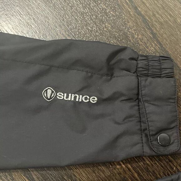 Sunice 2010 Olympics Vancouver Jacket Women’s Small Whistler Black Full Zip Vent - Picture 10 of 11